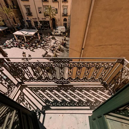 Palazzo Villelmi Panzió Cefalù