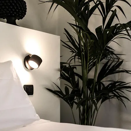 Palazzo Villelmi לינה וארוחת בוקר 4*