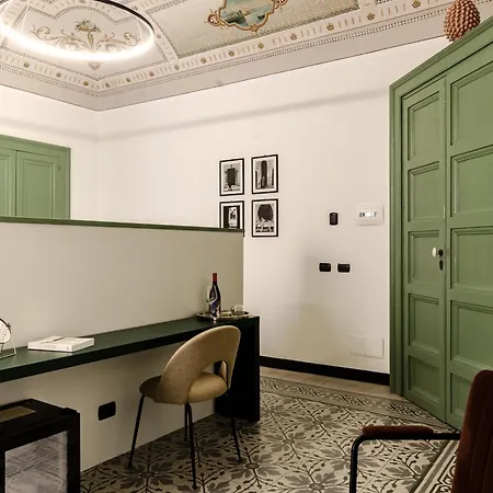 Palazzo Villelmi 4* チェファル