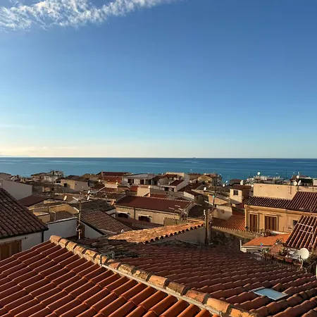 לינה וארוחת בוקר Palazzo Villelmi 4*