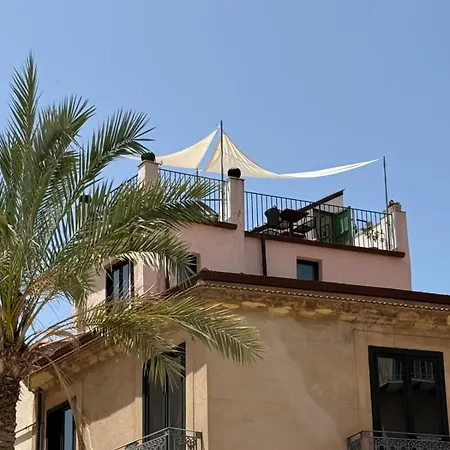 Palazzo Villelmi 切法卢