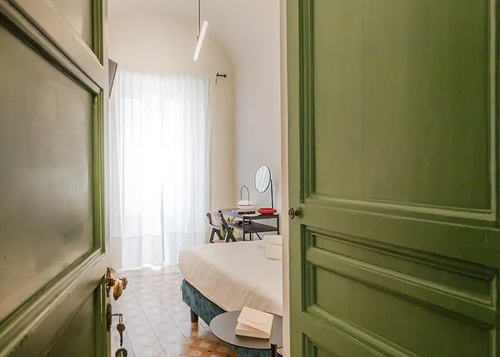 Palazzo Villelmi 4* Чефалу